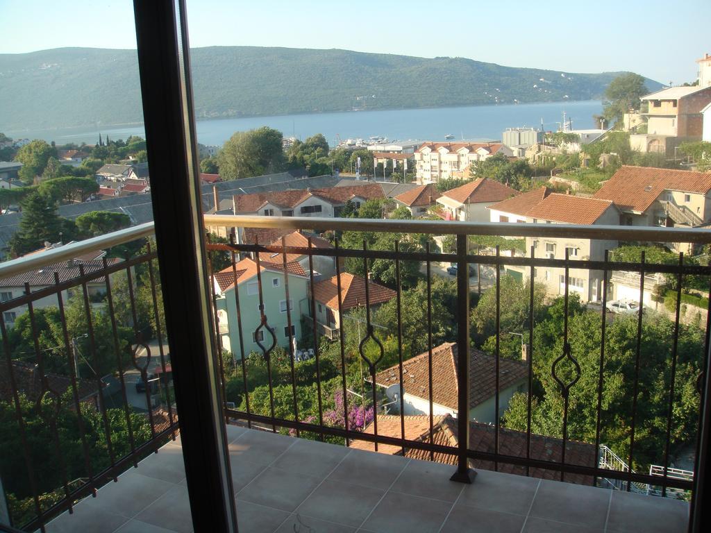 Apartments Ploski Herceg Novi Exterior foto