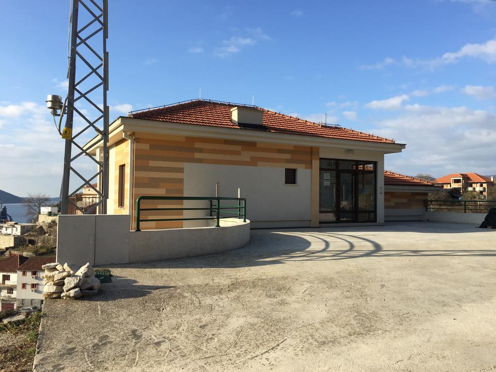Apartments Ploski Herceg Novi Exterior foto